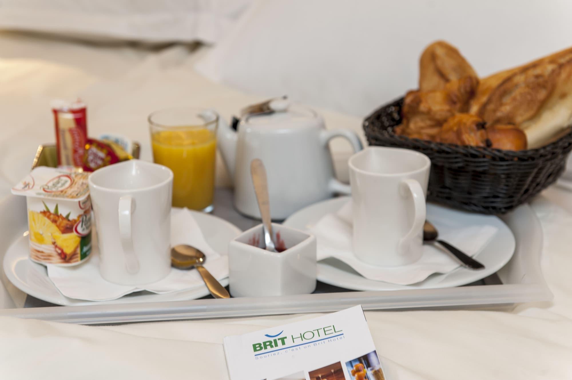 Brit Hotel Avignon Sud Le Calendal Ngoại thất bức ảnh